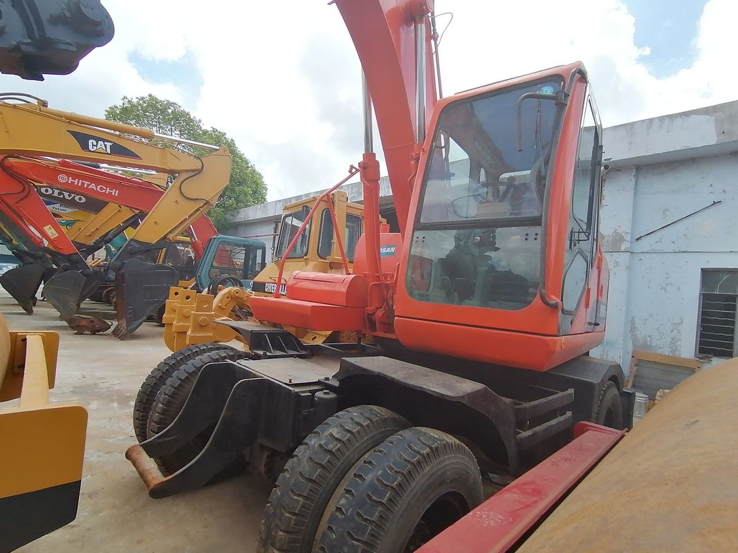 جاهز للعمل وذو خبرة في كوريا الحفرة المستخدمة DH150W-7 في حالة جيدة