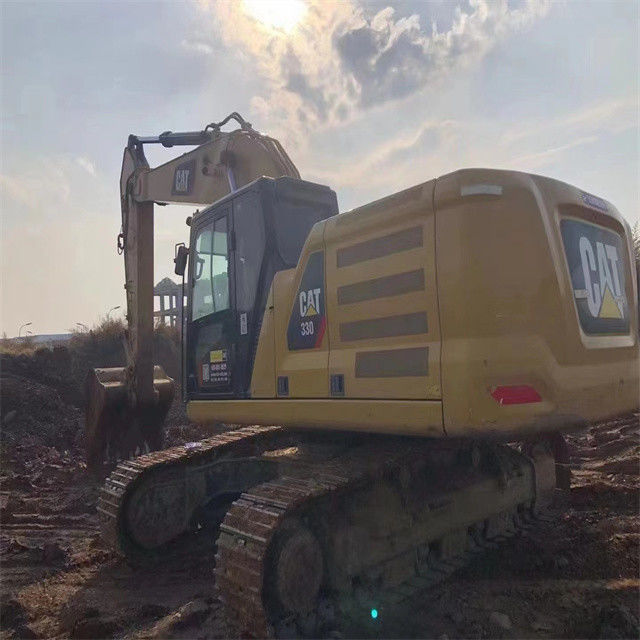 حفرة CAT 330D مستعملة للبيع