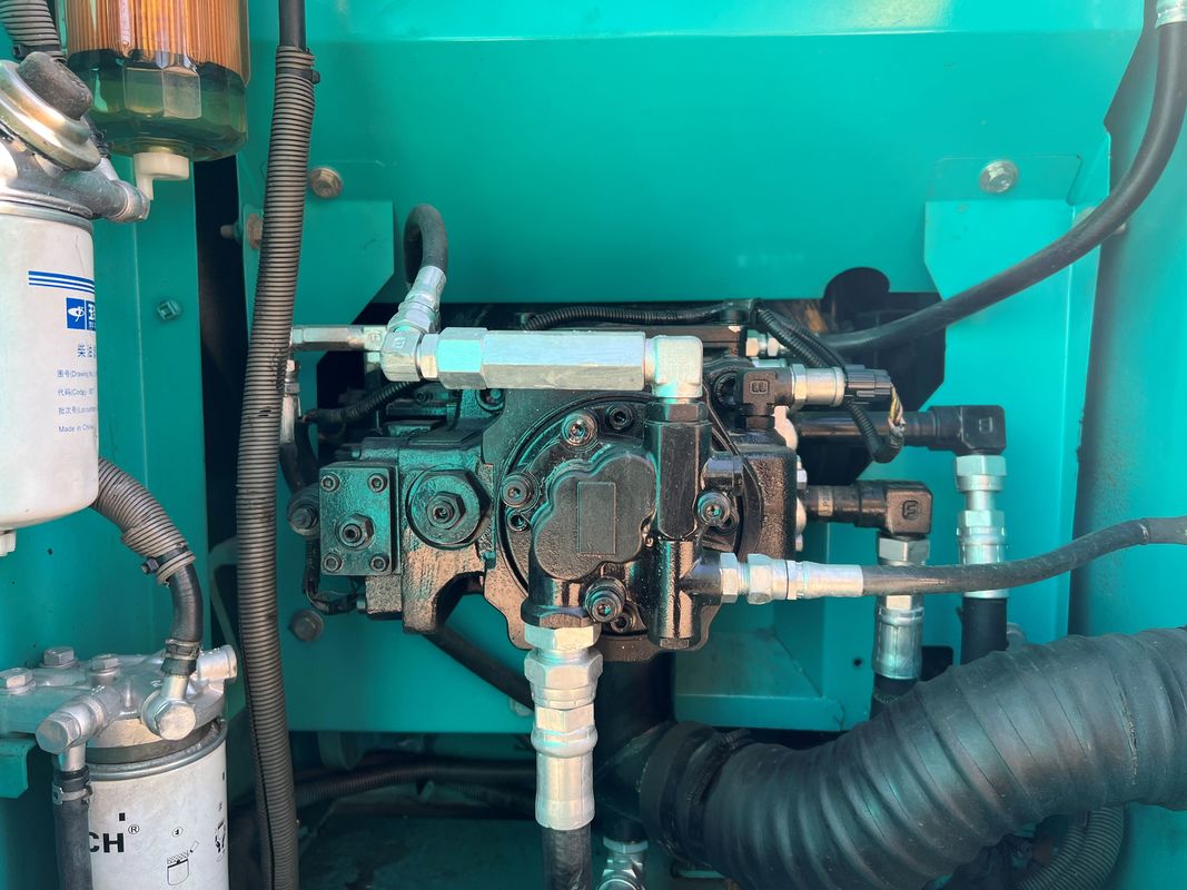 حفرة مستعملة Kobelco Sk140lc 8 كراول حفرة رافعة الوزن 13.3t