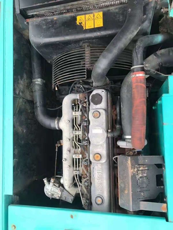 محفرة كوبيلكو SK200 المستخدمة للبيع