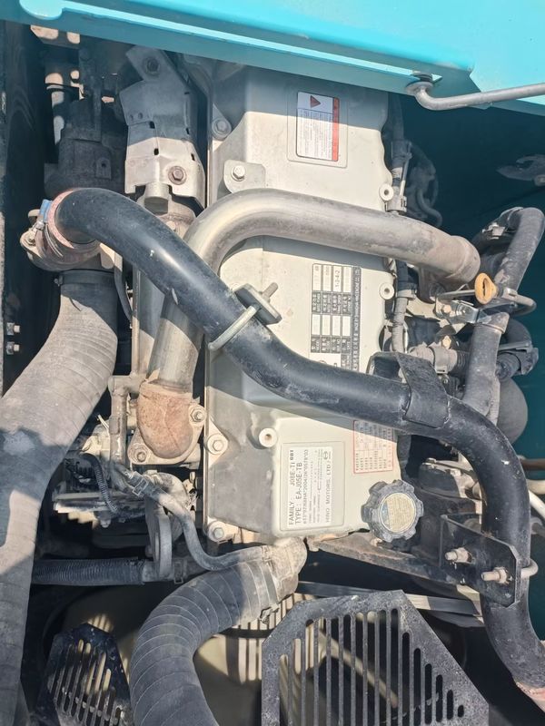 حفرة مستعملة كوبيلكو سك260lc 8 9 10 11 اليابان محرك حفر مستعمل قوة 138 كيلوواط