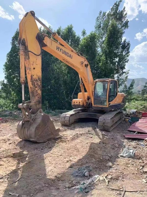 2000 دورة في الدقيقة هيونداي R215 مستعمل جاهز للعمل وذو خبرة كوريا مستوردة في حالة جيدة