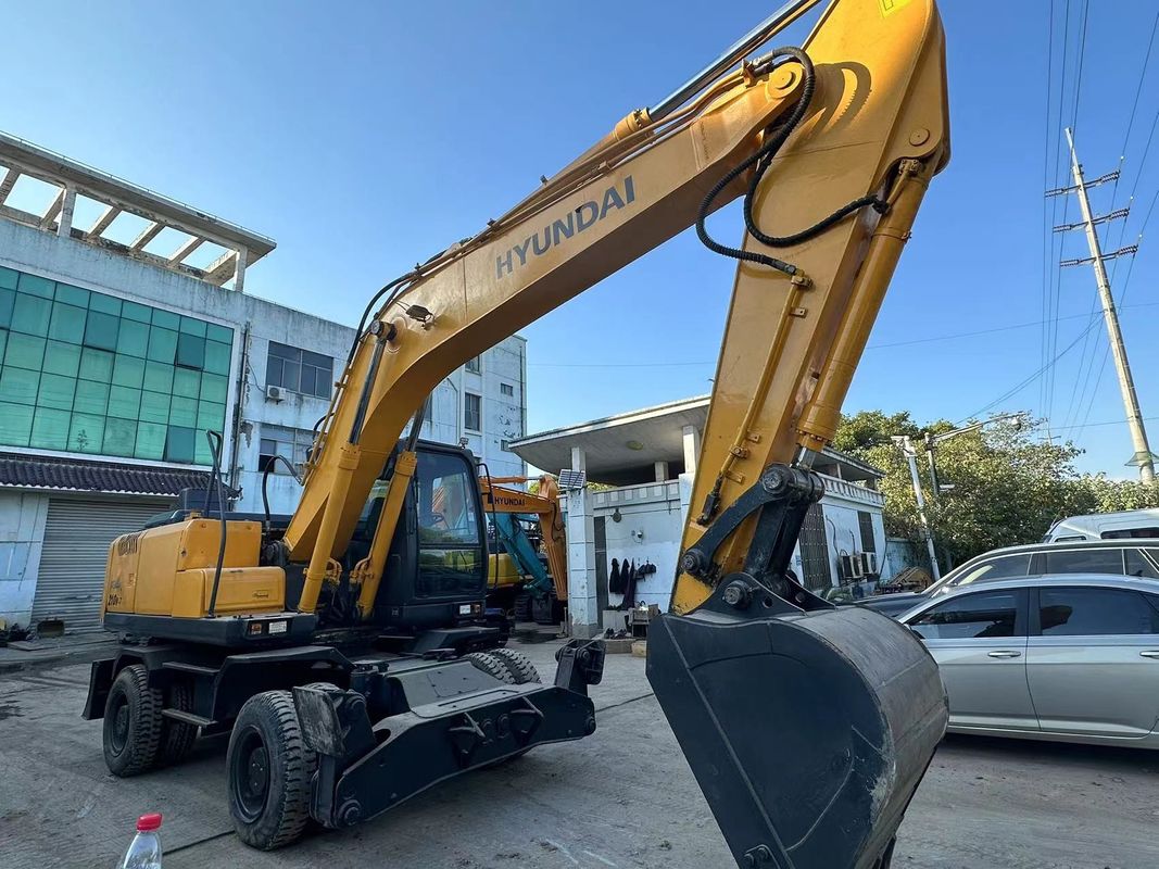 21.2 طن هيونداي 210W-7 محفر عجلات مستعمل سعة دلو 1.34m3