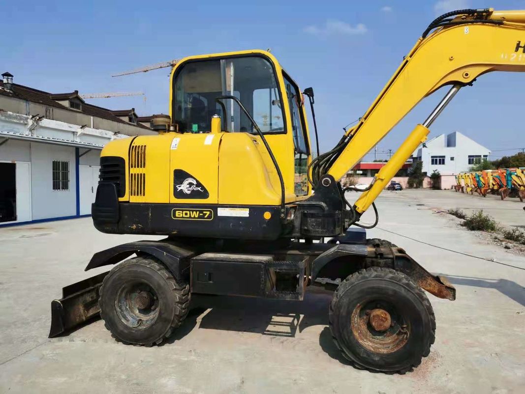 6 طن جاهزة للعمل كوريا مستوردة هيونداي R60-7 حفرة عجلات مستعملة