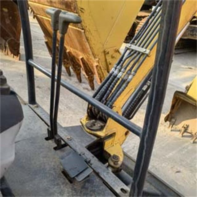 2 طن يستخدم اليابان كوماتسو PC 20 MR حفر الزحف مع ساعات عمل منخفضة ومثالية