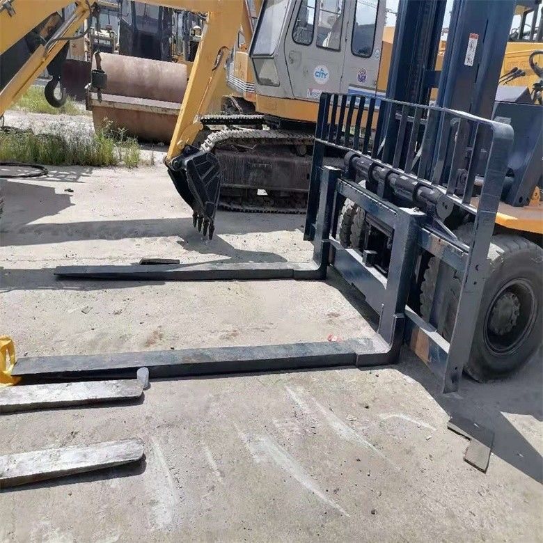 اليد الثانوية اليابانية صنع كوماتسو FD70 الديزل الشوكة مع و 7000 كجم القدرة على تحميل