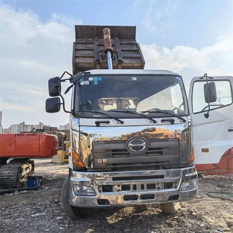 شاحنات هينو اليابانية مستعملة مع محرك يو تشاي في ساعات العمل 2020