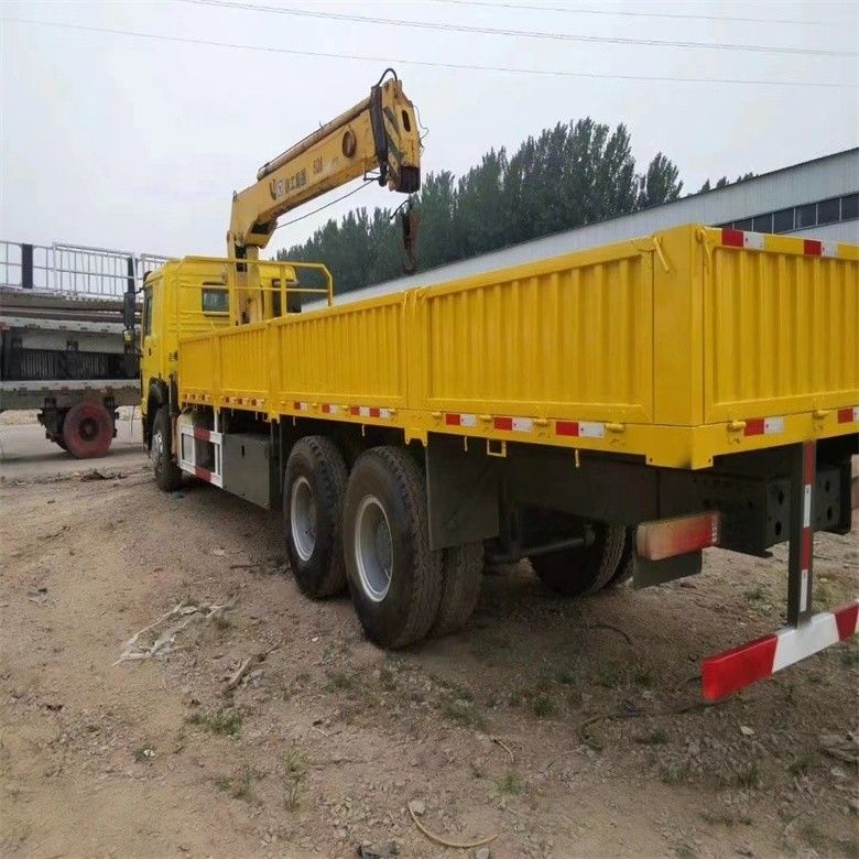 الرافعة الصينوتروك WD615 المحرك نموذج 10 طن شاحنة مثبتة مع أسطوانة هيدروليكية أصلية