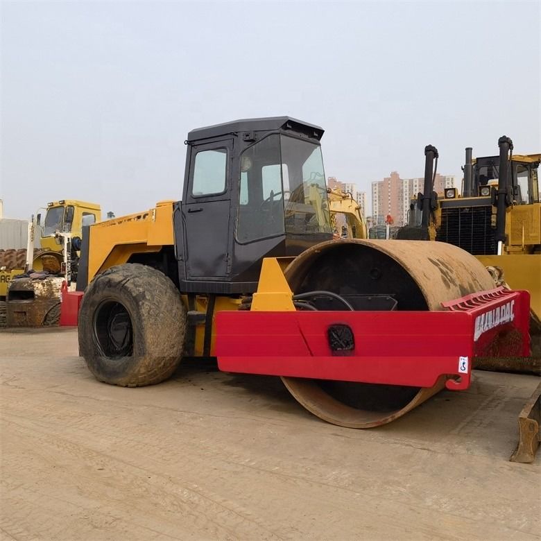 أوقات العمل المنخفضة الصنع الياباني ديناباك CA30D عجلة طريق للعمل في حالة جيدة