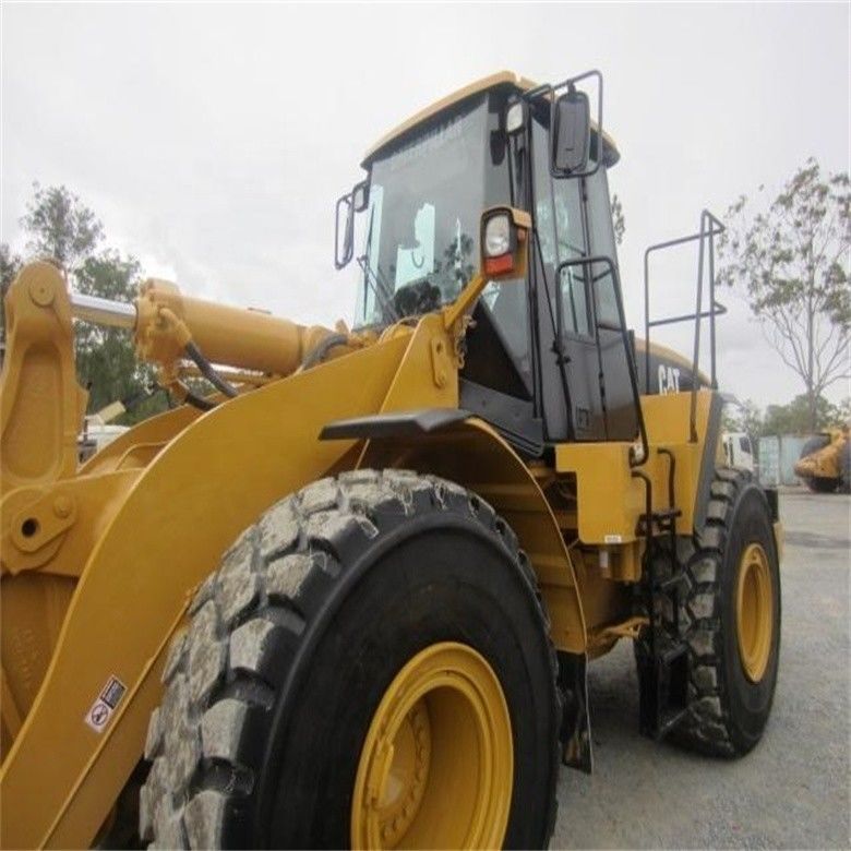 شاحنة عجلات Caterpillar 966G ذات 24 طن من اليابان مع محرك 3306 DITA