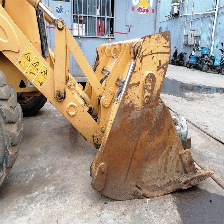 مضخة هيدروليكية أصلية مستعملة JCB 3CX محمول الحفر الخلفي 6.07 طن الحمولة الاسمية في حالة جيدة