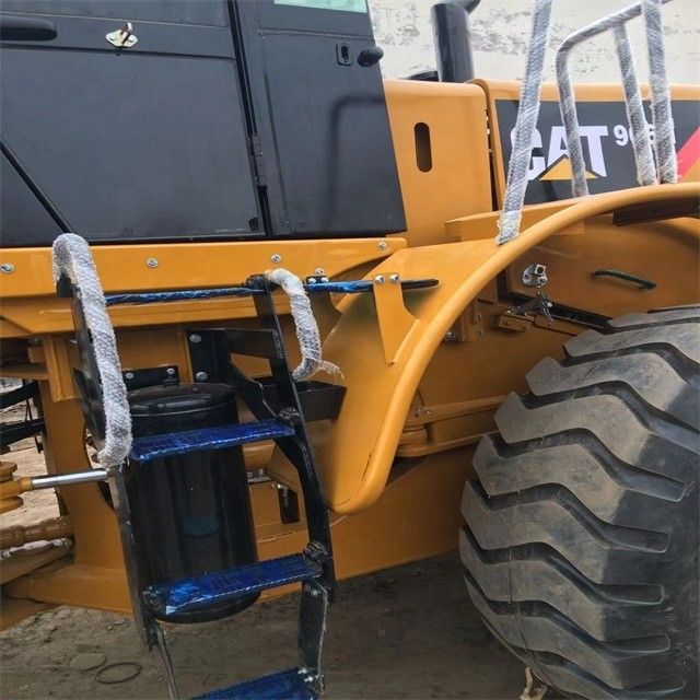 24 طن محمولات عجلات CAT 966h مستعملة مع ساعات عمل منخفضة أصلية مصنوعة في اليابان