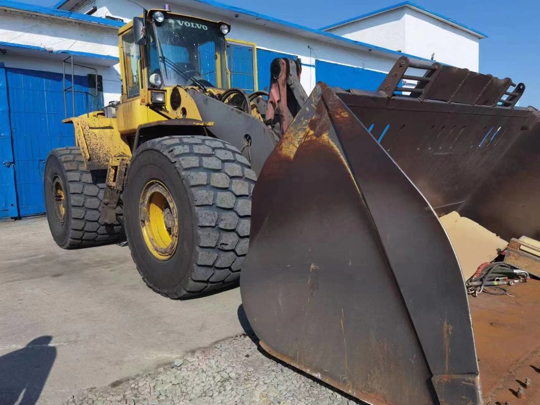 نوع القيادة 4WD المحمول المستخدم فولفو L220E تصميم أصلي عجلة سكيدي ستير محمول متحرك نوع