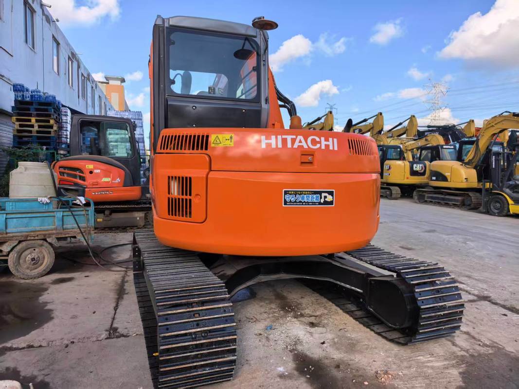 Used Hitachi ZX75US-A Excavator for Sale | Mini Hydraulic Digger Exported from China