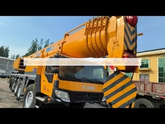 الرافعة المستخدمة عالية الجودة XCMG 200 طن في حالة جيدة للبيع